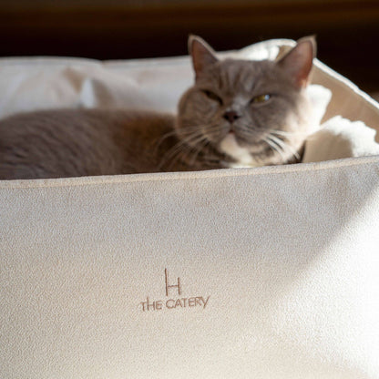 Meowy Luxury Loft Cat Bed Cream
